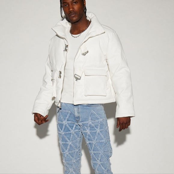 NEW! White Pleather Puffer Jacket size s FASHION NOVA - Picture 4 of 4